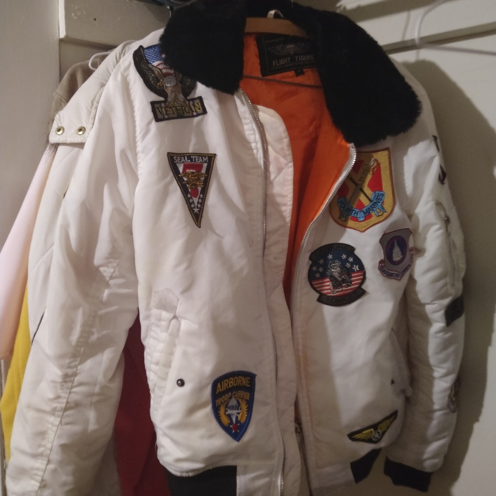 Flight jacket